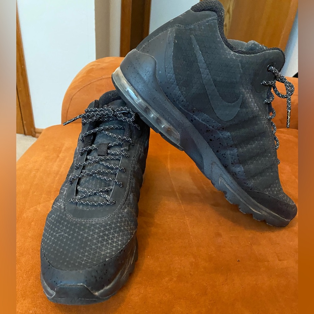 Nike Air Max Invigor